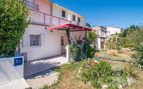 Apartment In Vrbnik/Insel Krk 13614