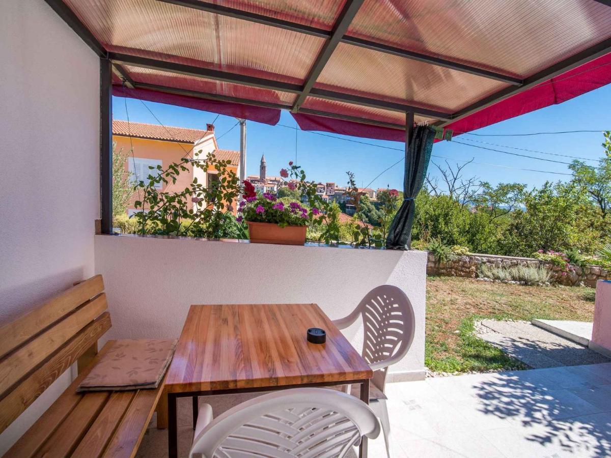 Apartment In Vrbnik/Insel Krk 13614 Esterno foto